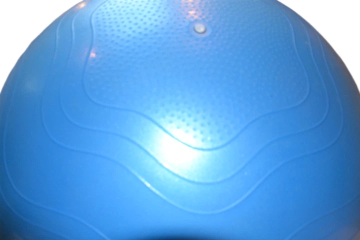 Balón de fitness PowerPlay 4000 (65 cm) con bomba - Image 4